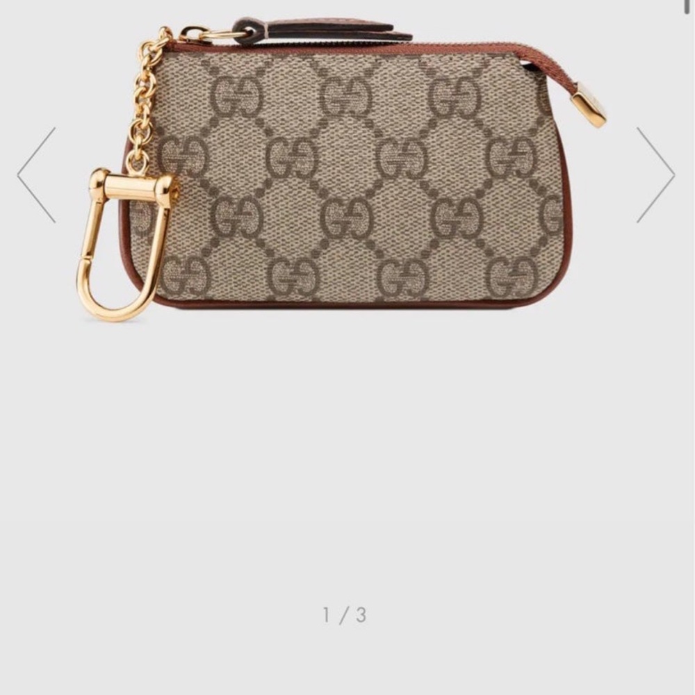 SOLD ON M E R C A R I - GG Supreme Key Pouch